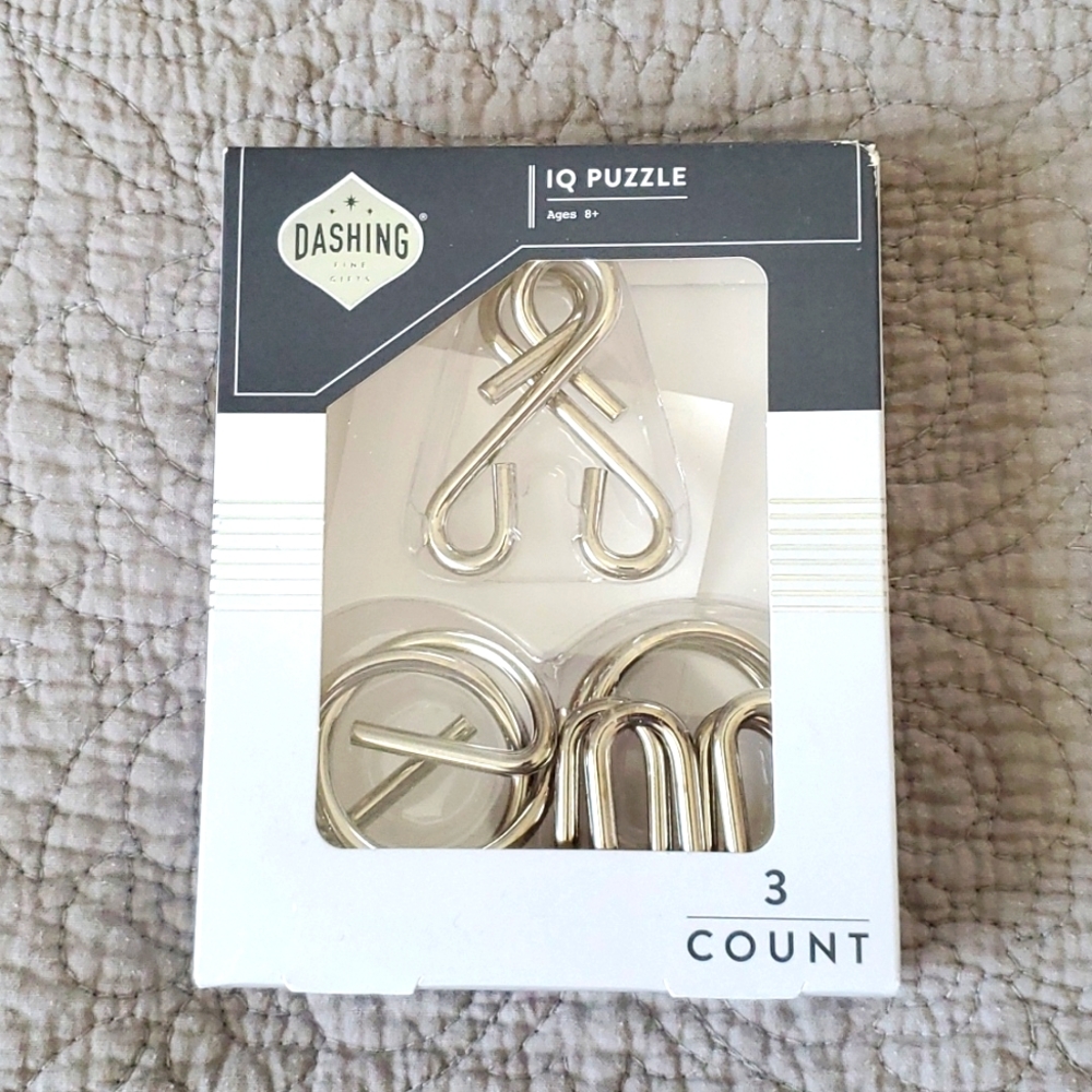 Dashing IQ Puzzle NIB